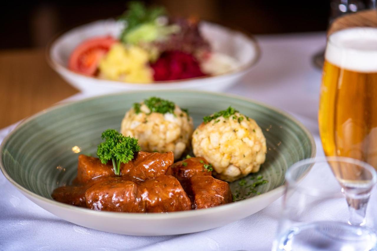 Pension Restaurant Dorfalm Леоганг Екстер'єр фото